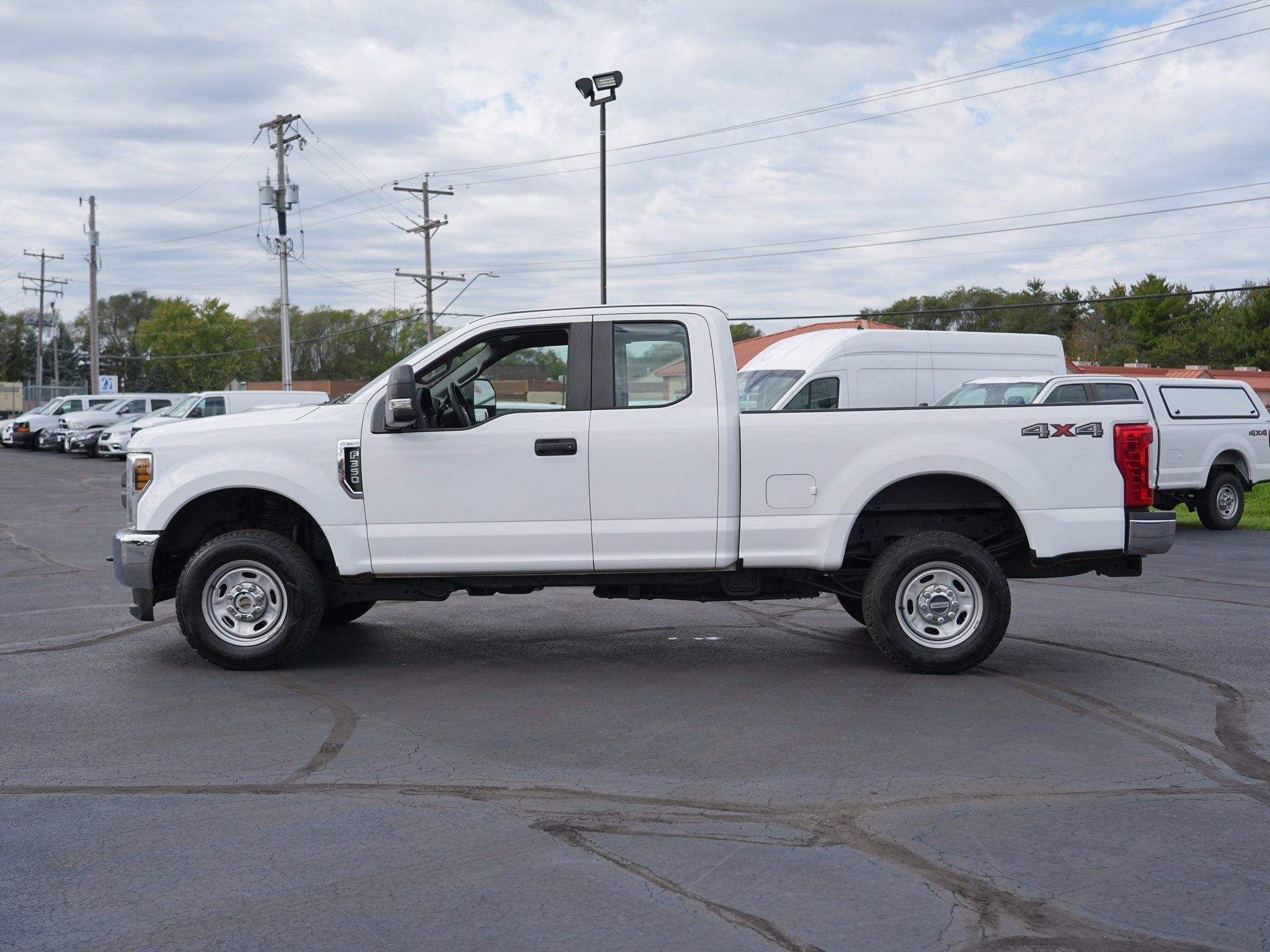 Used 2018 Ford F350 XL AWD/4WD image 7