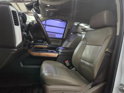 Used 2017 Chevrolet Silverado 2500 LTZ w/ Duramax Plus Package AWD/4WD image 65