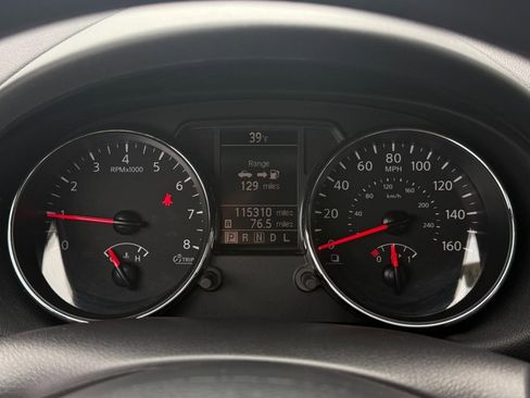 Used 2015 Nissan Rogue S w/ Convenience Package image 31