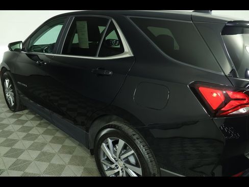 Used 2023 Chevrolet Equinox LT image 15