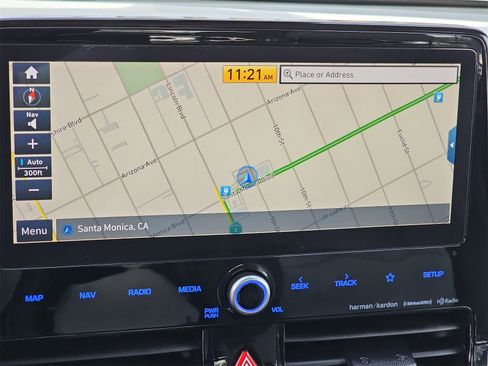 Used 2020 Hyundai Ioniq Limited image 24