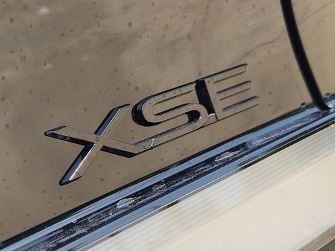 New 2026 Toyota Prius Plug-In Hybrid FWD image 8
