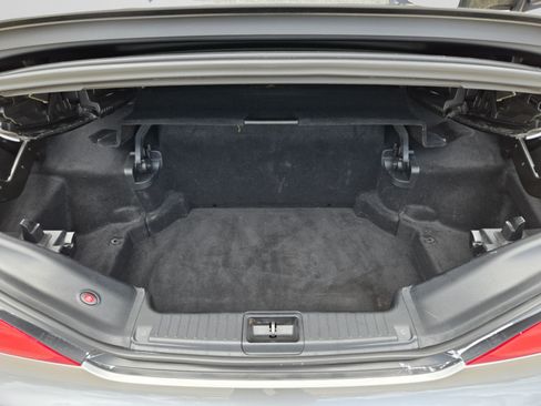 Used 2014 Mercedes-Benz SL 550 image 29