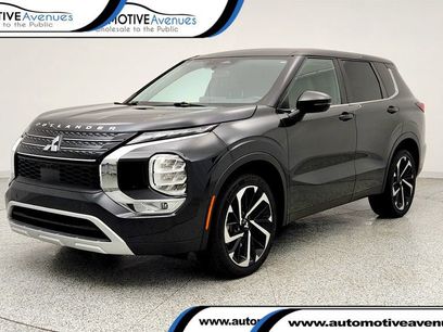 Used 2024 Mitsubishi Outlander SE