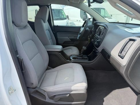 Used 2020 Chevrolet Colorado W/T w/ WT Convenience Package RWD image 15