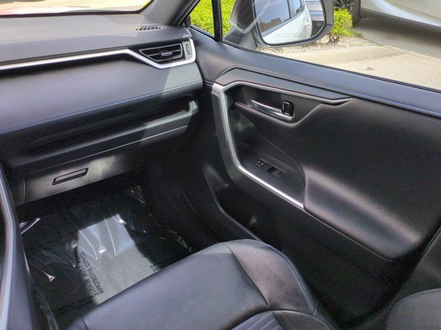 Used 2021 Toyota RAV4 XSE w/ XSE Grade Weather Package AWD/4WD image 16