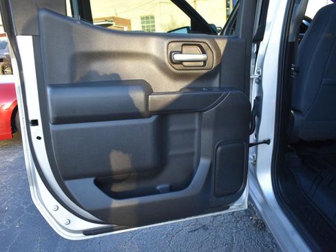 Used 2019 Chevrolet Silverado 1500 LT w/ All-Star Edition AWD/4WD image 33