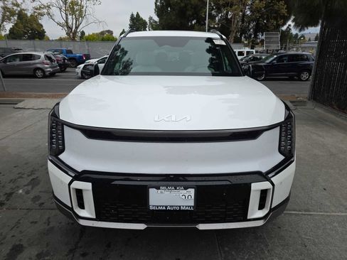 Used 2024 Kia EV9 GT-Line AWD/4WD image 2