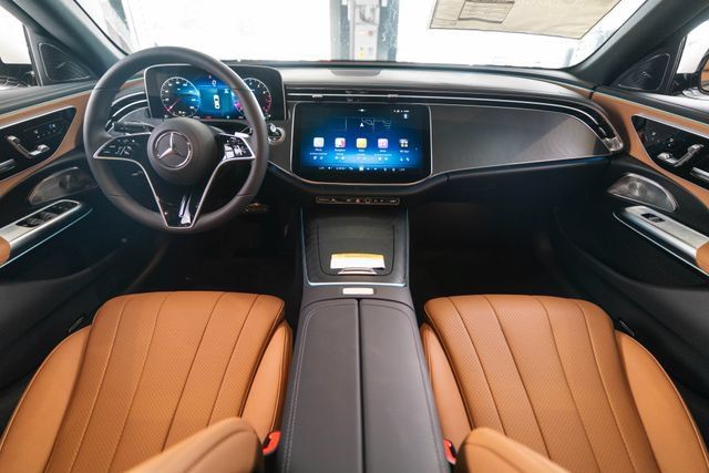 New 2026 Mercedes-Benz E 350 4MATIC Sedan image 12