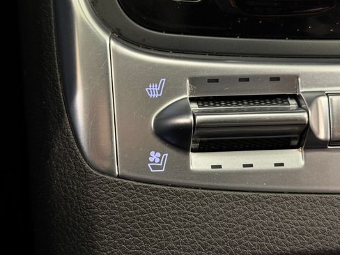 Used 2025 Kia Carnival SX Prestige FWD image 21