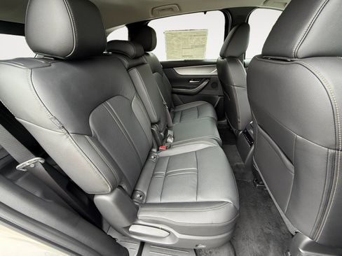 New 2026 MAZDA CX-90 Plug-In Hybrid w/Premium Sport image 18