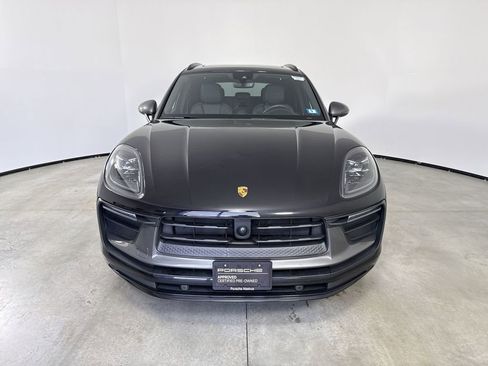 Certified 2026 Porsche Macan Turbo AWD/4WD image 10