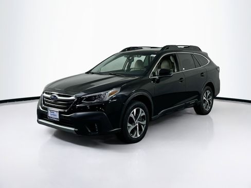Used 2022 Subaru Outback Limited image 1