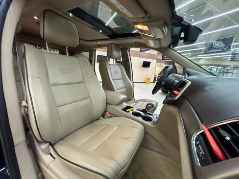 Used 2016 Jeep Grand Cherokee Overland RWD image 17