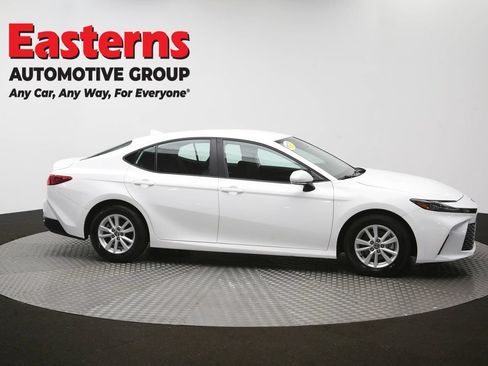 Used 2025 Toyota Camry LE FWD image 48