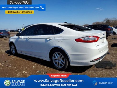 Used 2015 Ford Fusion SE image 3