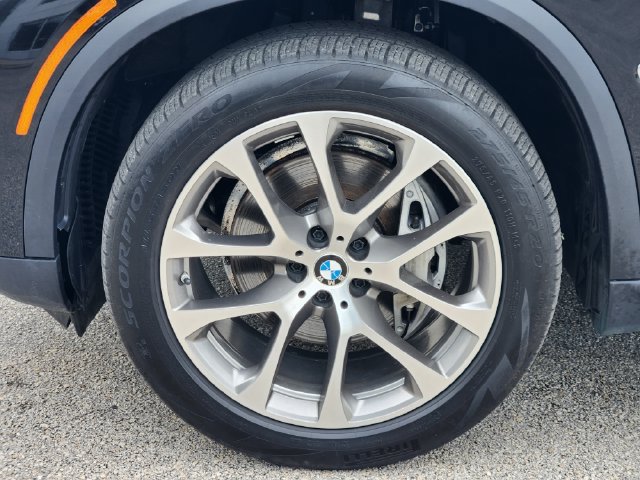 Used 2026 BMW X5 xDrive40i AWD/4WD image 7