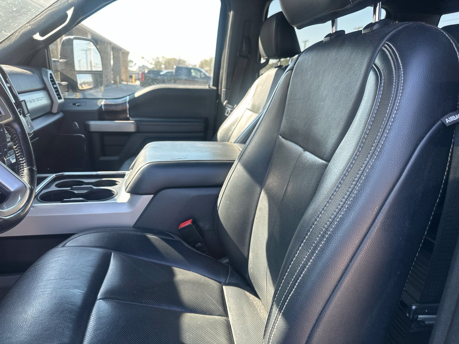 Used 2022 Ford F250 Lariat w/ Tremor Off-Road Package AWD/4WD image 7