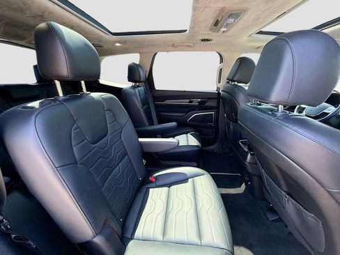 Used 2022 Kia Telluride SX w/ SX Prestige Package AWD/4WD image 30