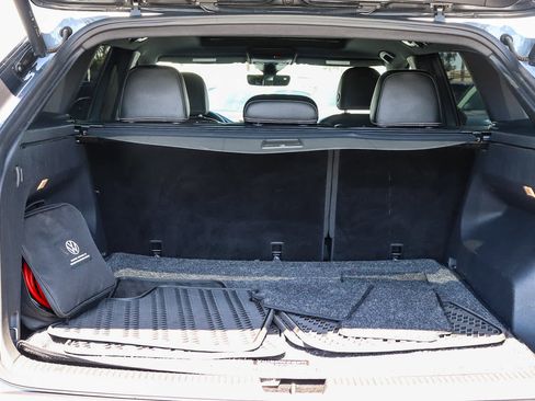 Used 2023 Volkswagen Atlas Cross Sport SEL AWD/4WD image 23