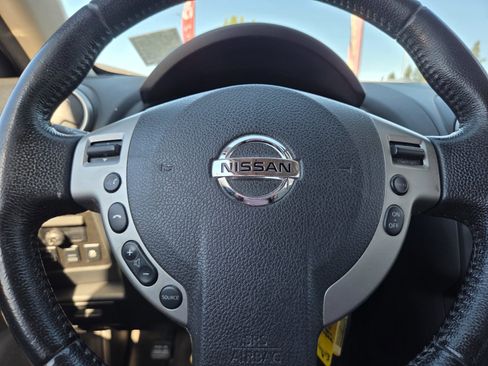 Used 2013 Nissan Rogue SL AWD/4WD image 19