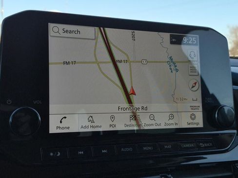 Used 2022 Nissan Pathfinder SL image 28