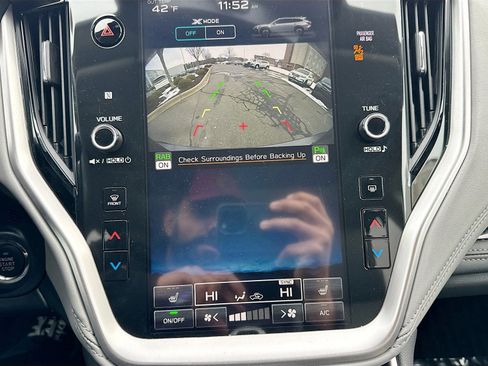 Used 2024 Subaru Outback Limited image 16