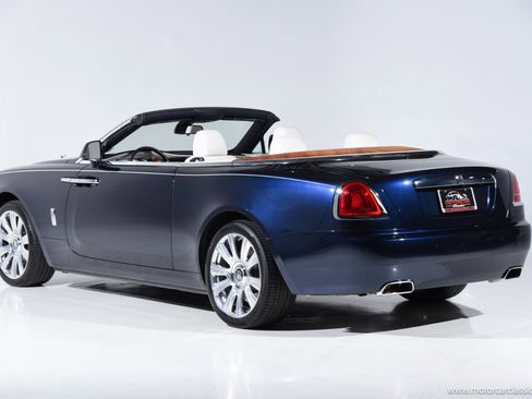 Used 2016 Rolls-Royce Dawn image 6