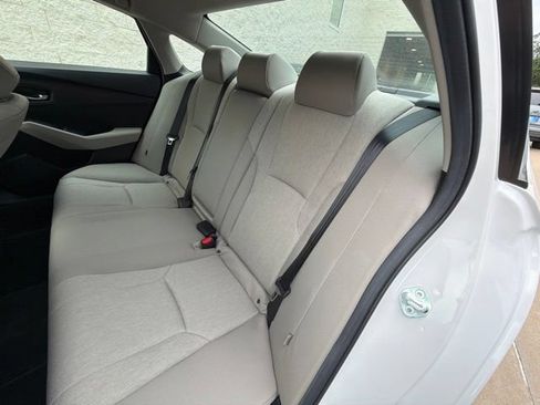Certified 2025 Honda Accord SE image 15