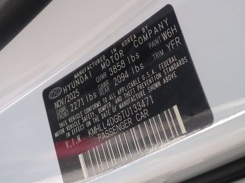 Certified 2026 Hyundai Elantra SE FWD image 29