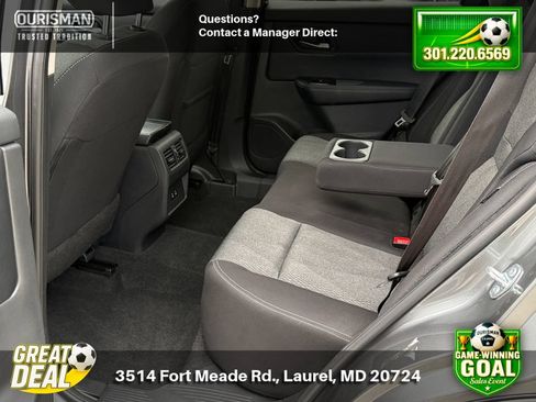 Used 2024 Nissan Rogue SV AWD/4WD image 16
