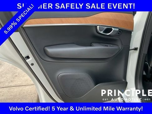 Certified 2024 Volvo XC90 B5 Plus AWD/4WD image 33