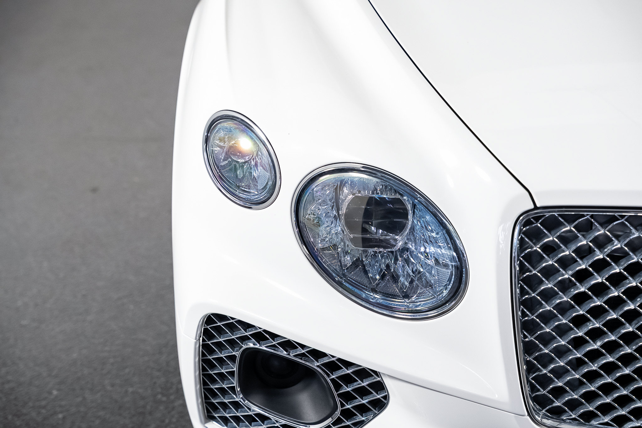 Used 2022 Bentley Bentayga AWD/4WD image 7