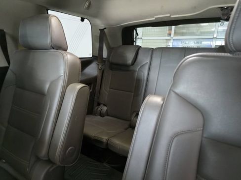 Used 2017 GMC Yukon Denali w/ Open Road Package AWD/4WD image 11