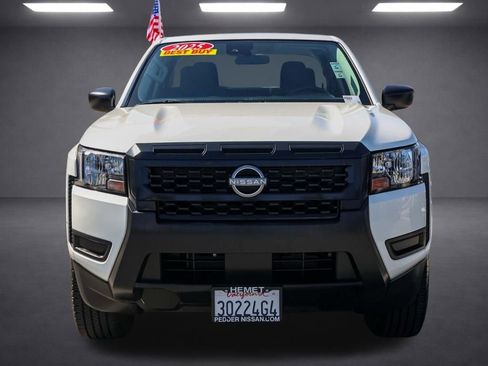 Used 2025 Nissan Frontier S RWD image 9