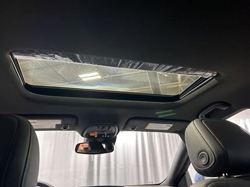 New 2025 Buick Envista Avenir image 26