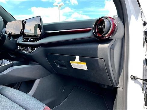 New 2027 Chevrolet Equinox RS FWD image 28