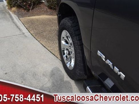 Used 2021 RAM 1500 Big Horn image 15