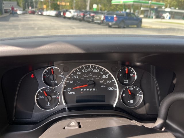 Used 2023 GMC Savana 2500 RWD image 24
