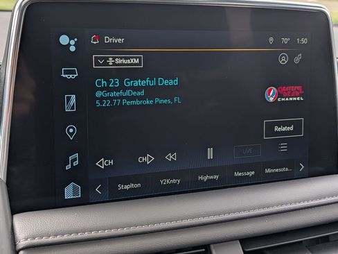 Used 2023 Chevrolet Suburban Z71 AWD/4WD image 36