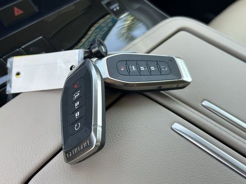 Certified 2025 INFINITI QX80 Pure w/ Cargo Package image 31