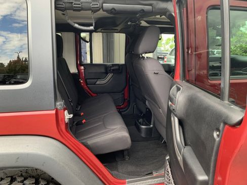 Used 2013 Jeep Wrangler Unlimited Sport image 12