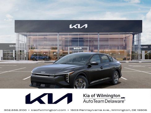 New 2026 Kia K4 FWD image 1