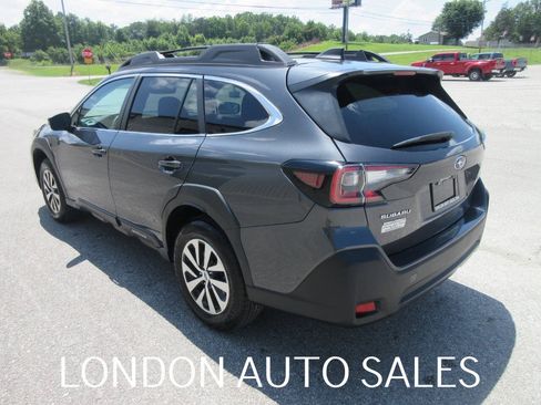 Used 2025 Subaru Outback Premium w/ Popular Package #1A AWD/4WD image 4