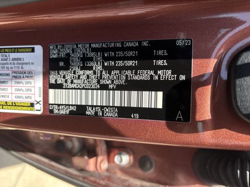 Used 2023 Lexus RX 350 Premium Plus w/ Cold Area Package AWD/4WD image 35