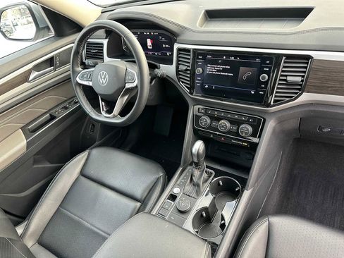 Used 2022 Volkswagen Atlas SE image 11