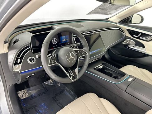 New 2026 Mercedes-Benz E 450 4MATIC Sedan image 9