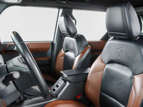 Used 2023 Ford Bronco Outer Banks image 24