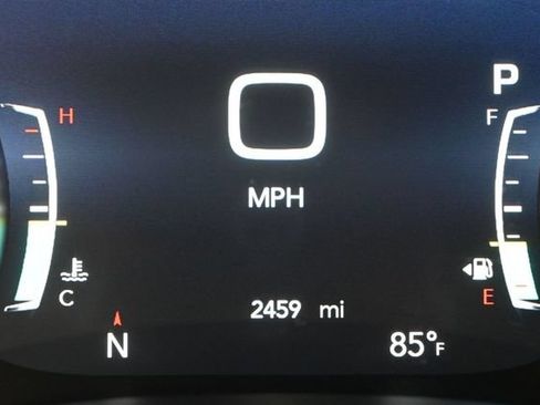 Used 2026 Chrysler Pacifica Select FWD image 4