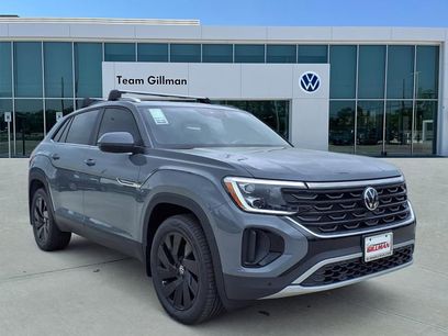 New 2026 Volkswagen Atlas Cross Sport SE
